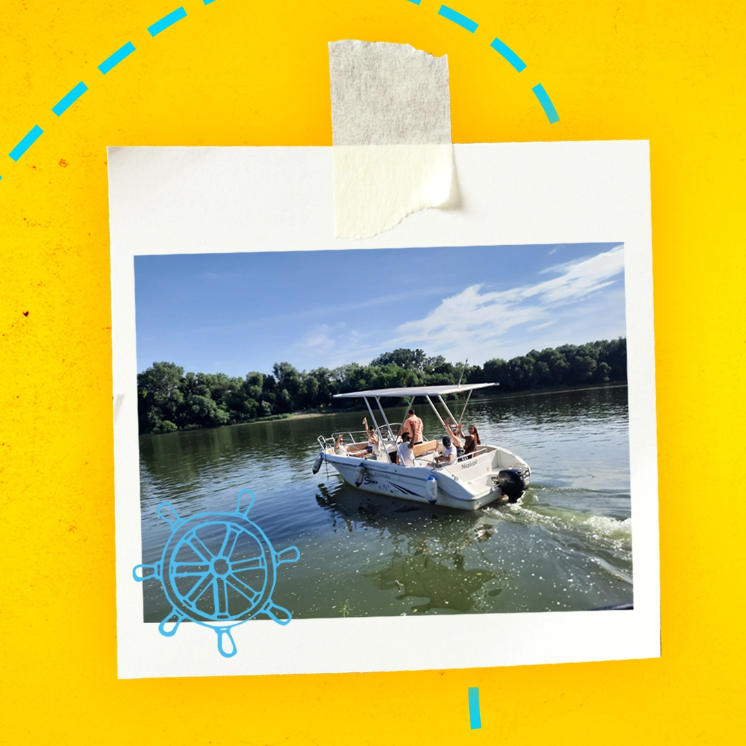 Csoportkép csónakázás